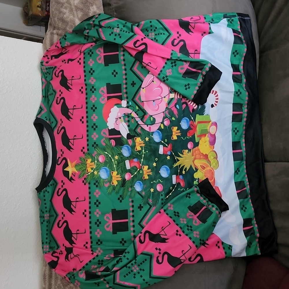 Brand New Mens Flamingo Christmas Sweatee